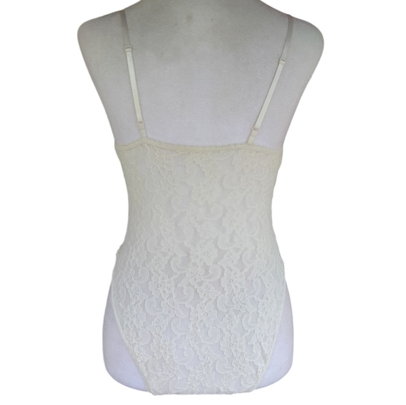 Vintage Off White Lace Nightie Teddy Bodysuit 100% Nylon Size Medium - Picture 4 of 7